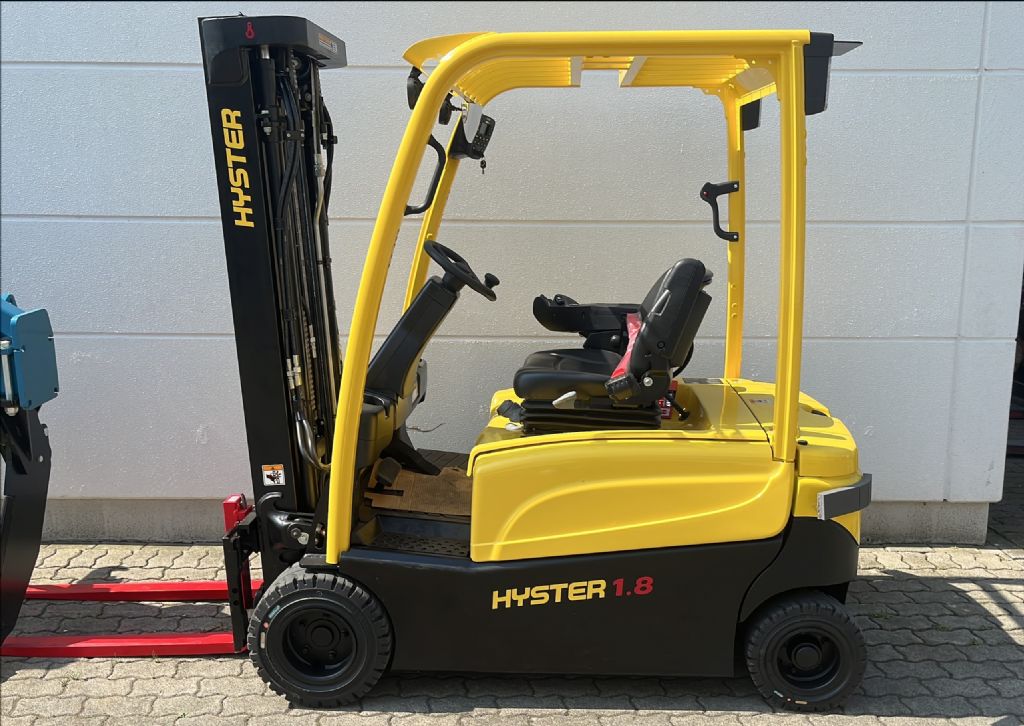 Hyster J 1.8 XN Elektro 4 Rad-Stapler agravis-stapler.de