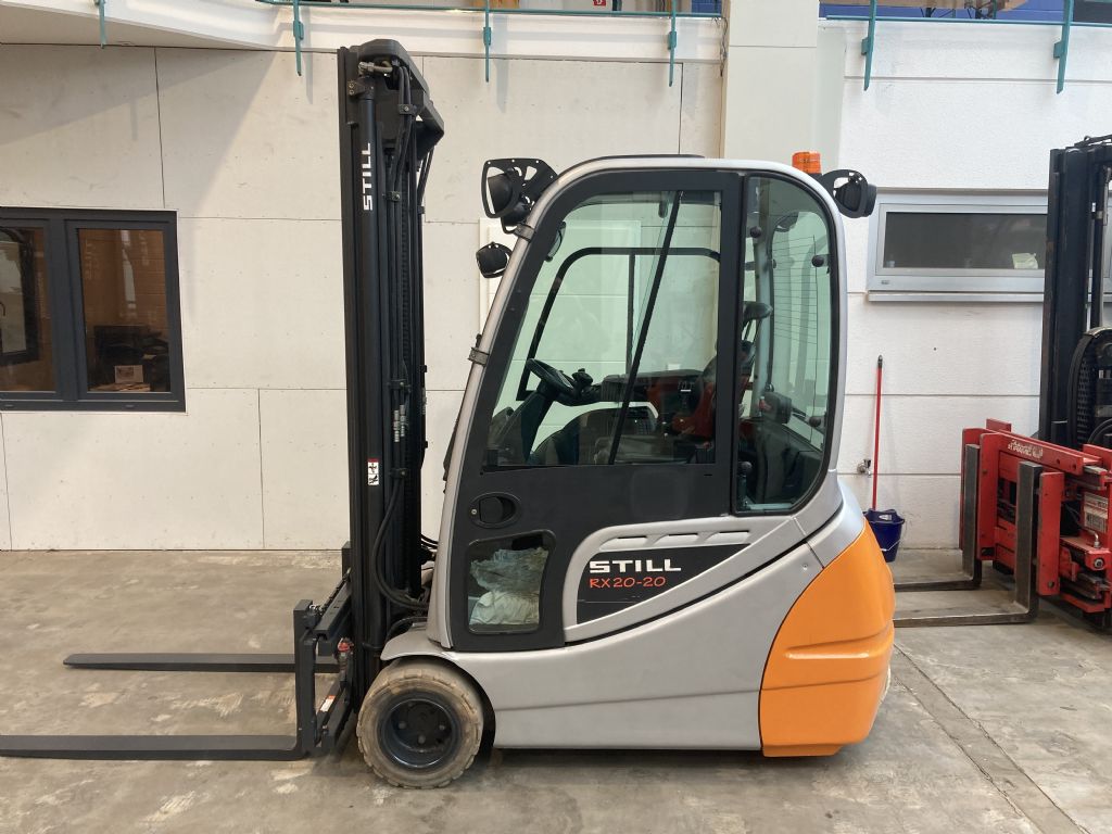 Still-RX 20-20 / 8531 Std. / AKKU 2020-Electric 3-wheel forklift-www.forkliftcenter-bremen.de