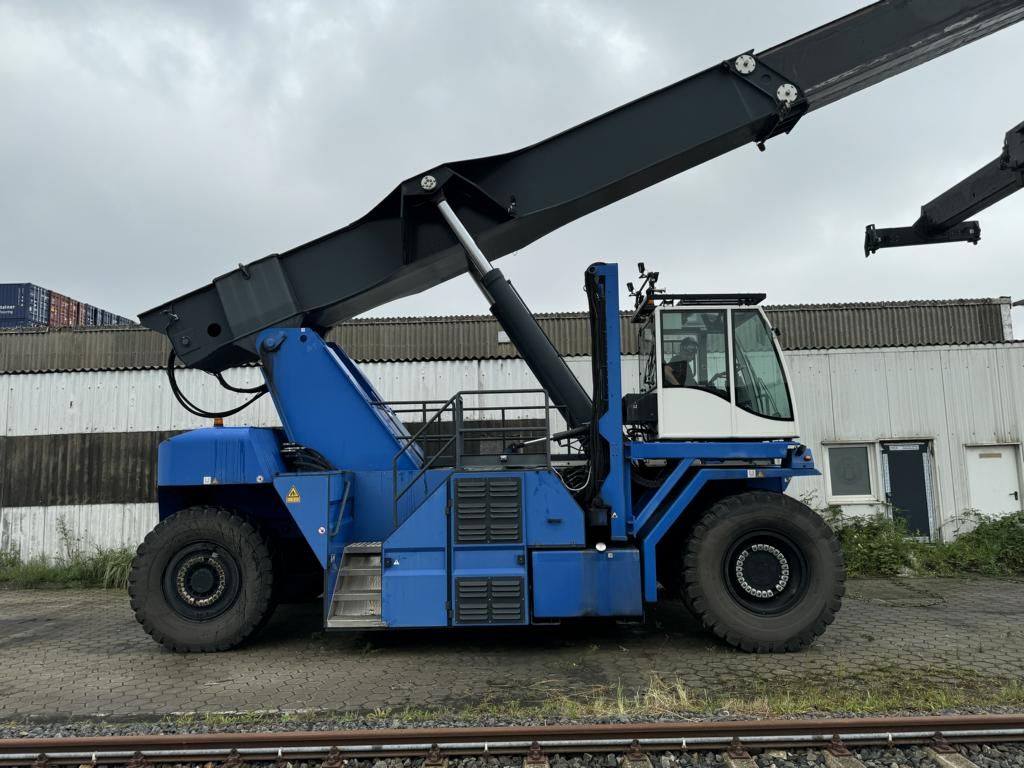 CES-Kalmar IRS 50.6-Vollcontainer Reachstacker