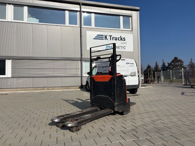 BT-LPE 200-Niederhubwagen-http://www.k-trucks.de