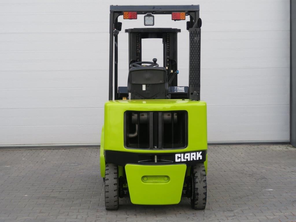 Gabelstapler Diesel – Bis 2000 kg, 4700 mm (Triplex), ᐅ  Marken-Haushaltsgeräte zu Netto-Preisen