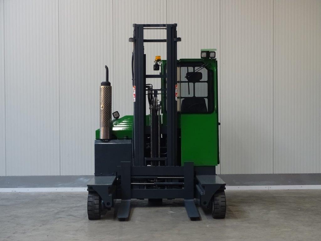 Combilift-C3000-Vierwege Seitenstapler-http://www.sago-online.com