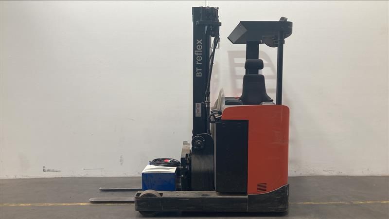 Toyota RRE140B Schubmaststapler loeffler-gabelstapler.de